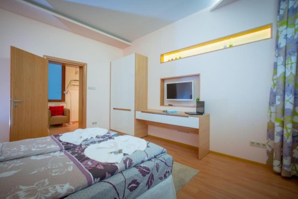 סופיה High Tech - Luxurious Apartment מראה חיצוני תמונה