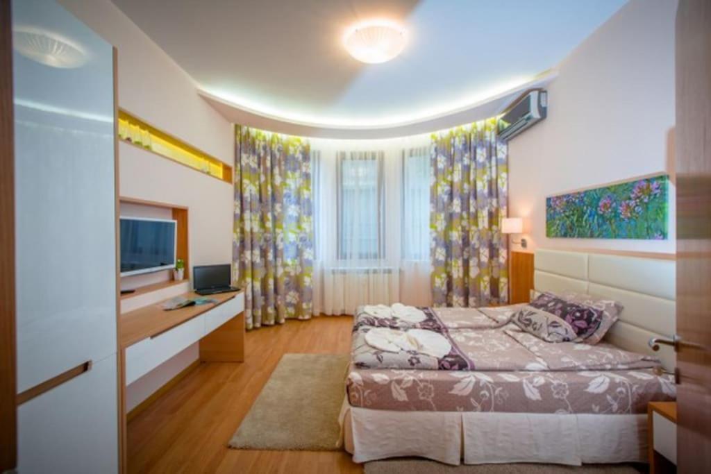 סופיה High Tech - Luxurious Apartment מראה חיצוני תמונה